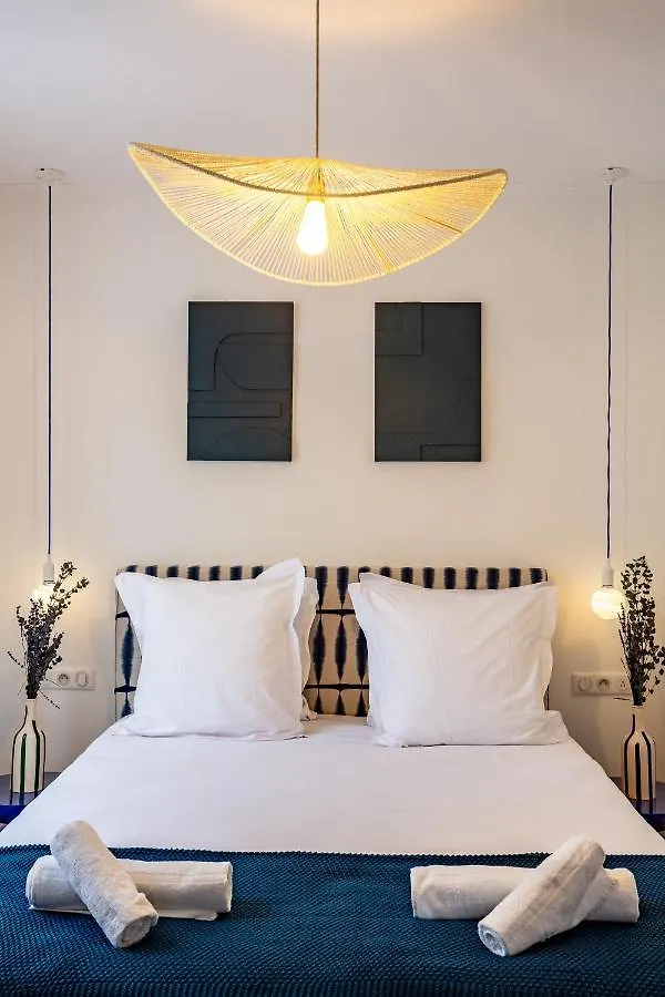 Apartment The Blue Suite Downtown Montmartre Paris
